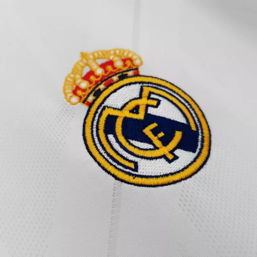 Real Madrid RONALDO #7 Home Jersey Retro 2017/18 - Long Sleeve